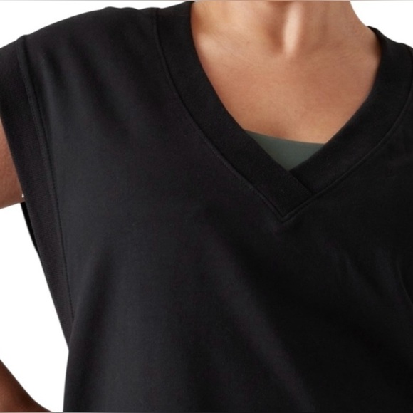 NWT Athleta Retro Terry V-Neck Sweatshirt Black S - Picture 3 of 10